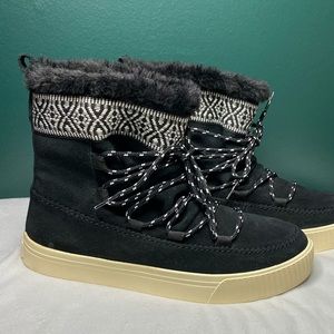 Toms Alpine Boots